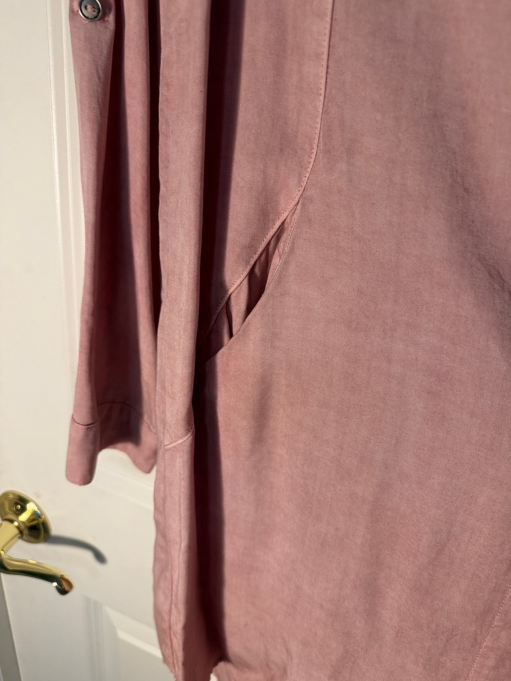 tea n rose Dusty Rose Long Sleeve Button-Down Tunic - Picture 4 of 7
